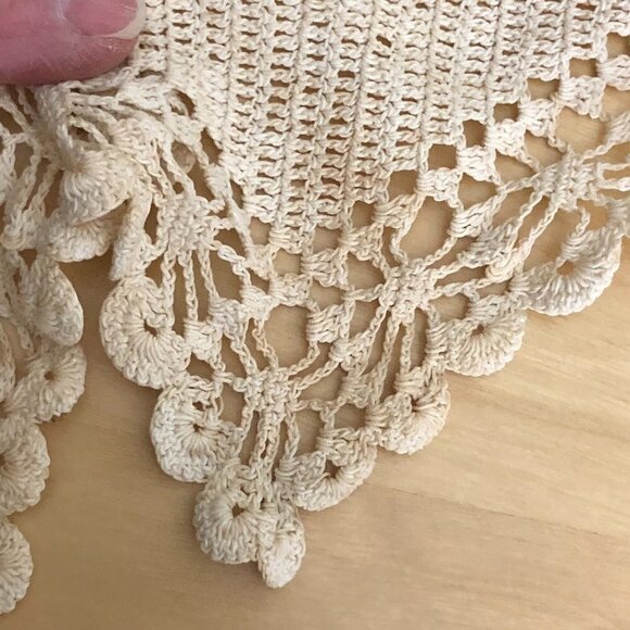 Gorgeous Handcrafted Linen & Crocheted Lace Apron - Picture 6 of 9